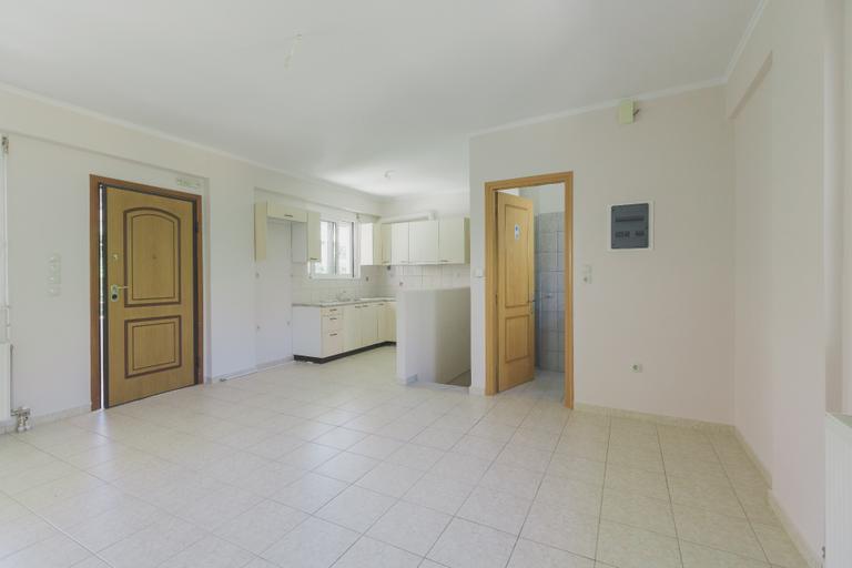 Apartment in Patra 3