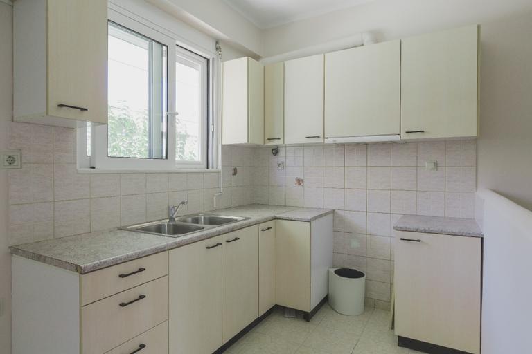 Apartment in Patra 5