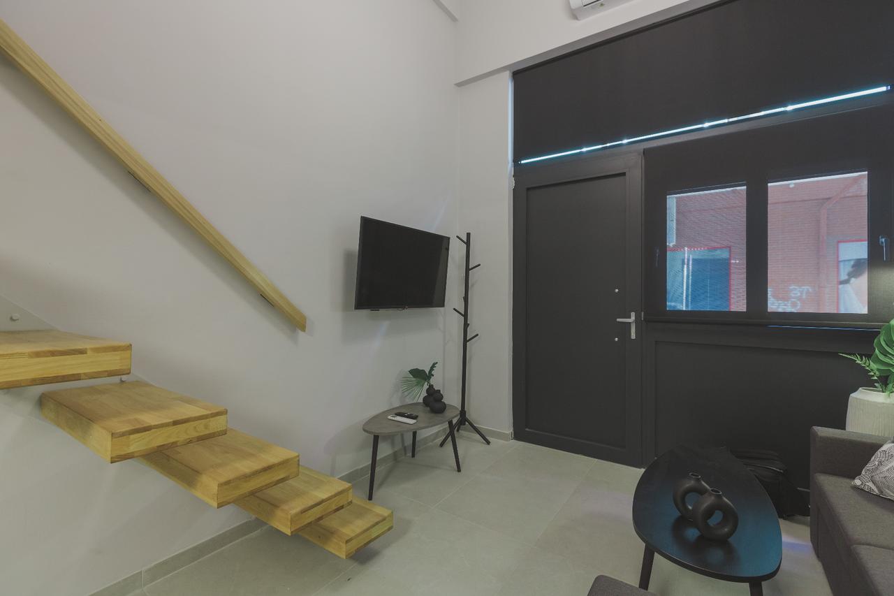 Studio in Patra 12
