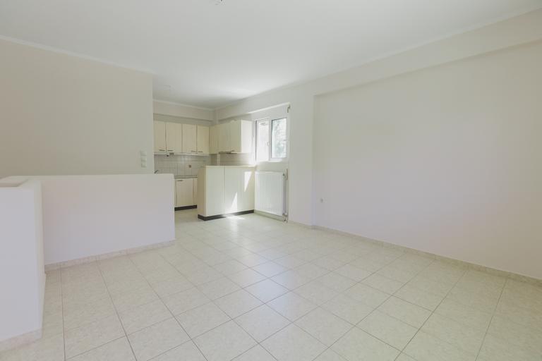 Apartment in Patra 4