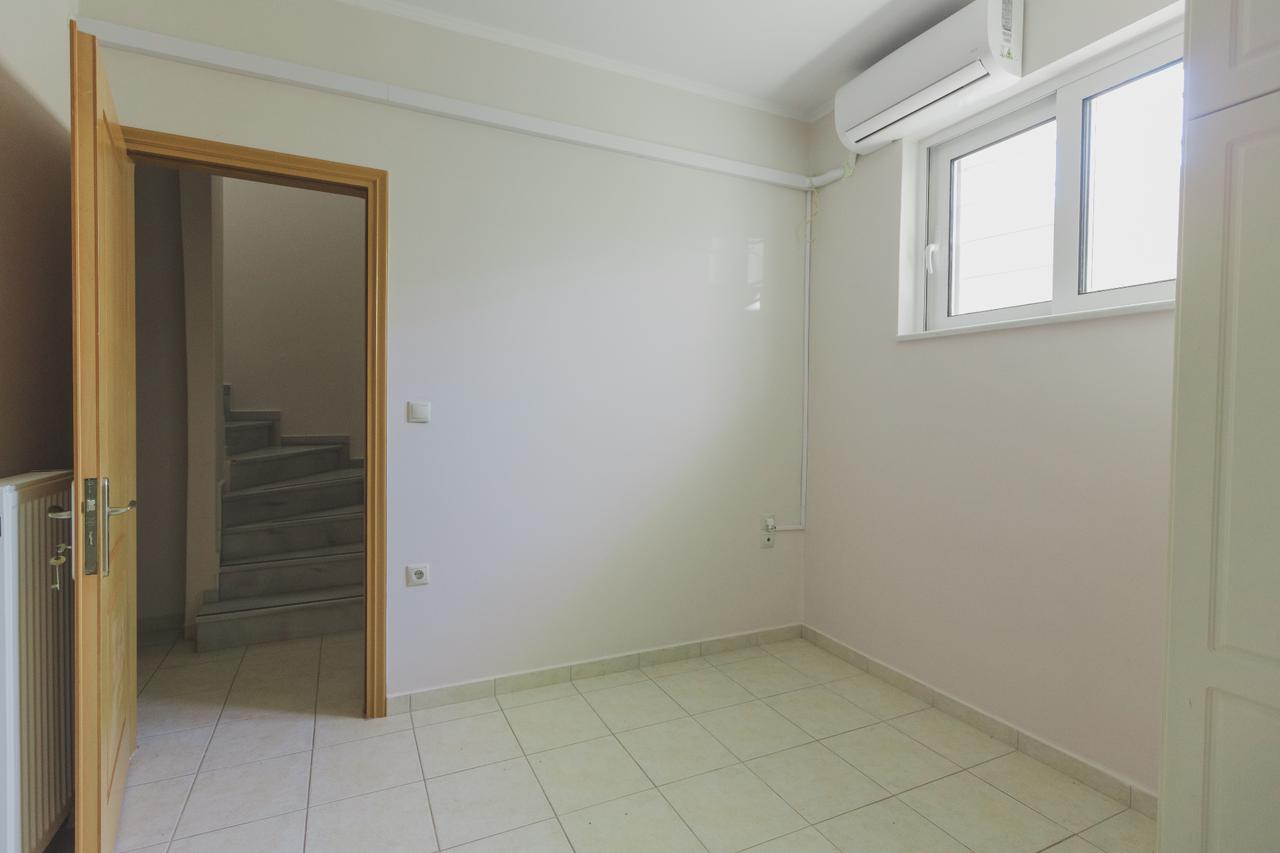 Apartment in Patra 16