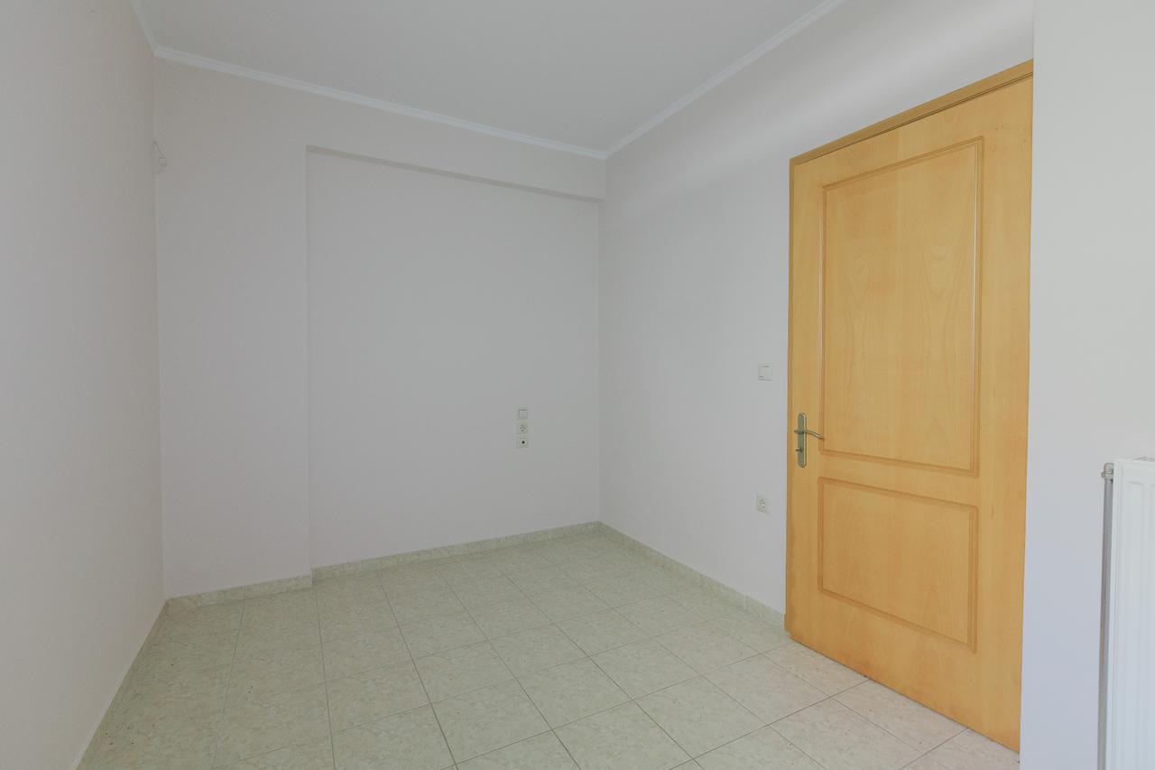Apartment in Patra 8