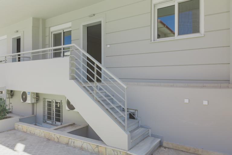 Apartment in Patra 5