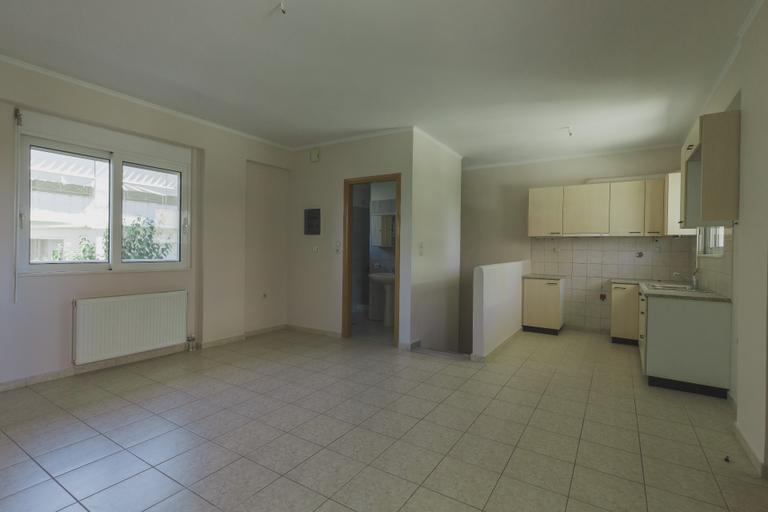 Apartment in Patra 3