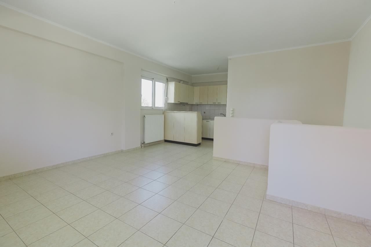 Apartment in Patra 3