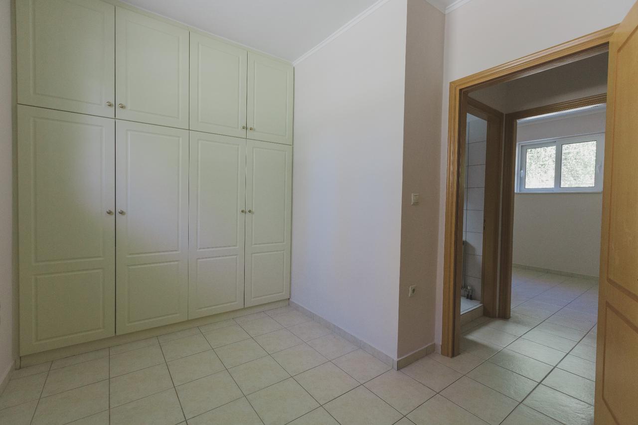 Apartment in Patra 8