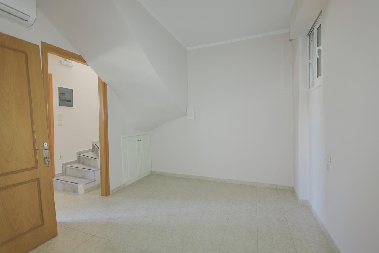 Apartment in Patra 6