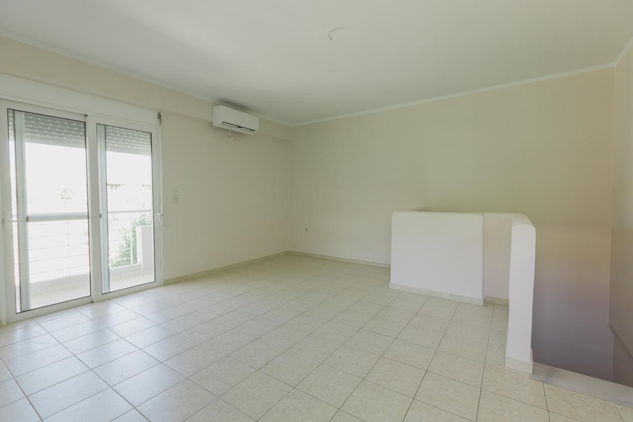 Apartment in Patra 11
