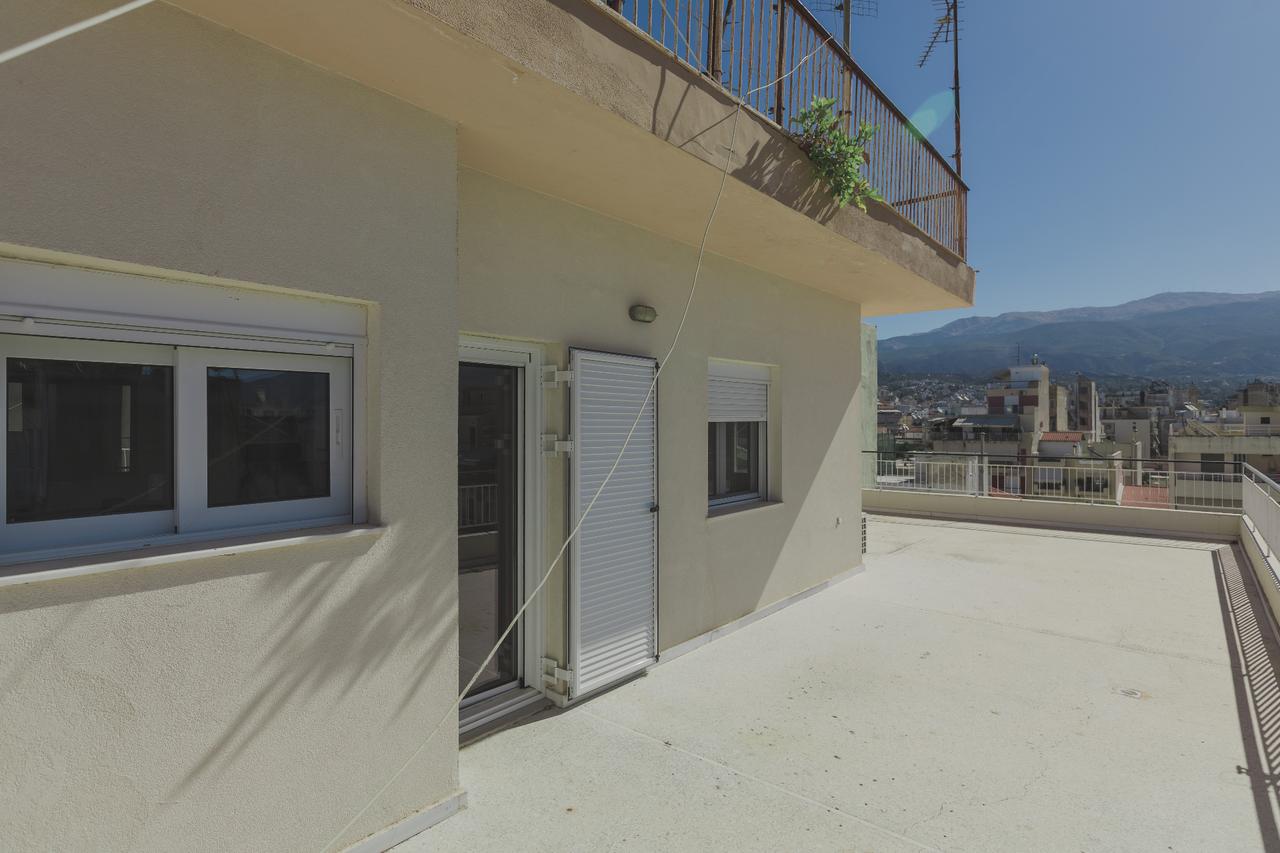 Apartment in Patra 9